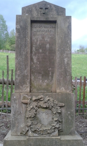 Pomník obětem I. světové války ve Sklenařovicích - původní stav